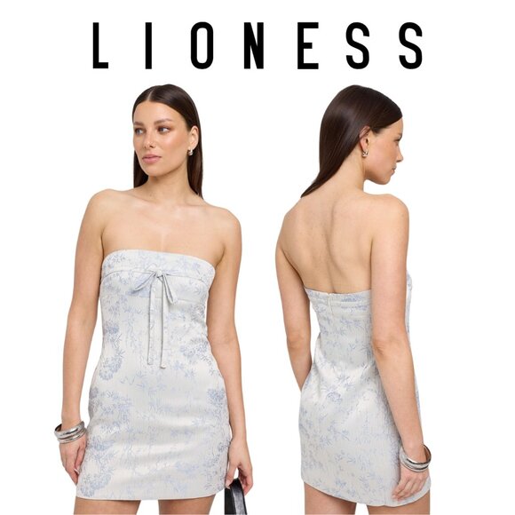 EUC Lioness Blue and White Strapless Mini Dress Size Medium - Picture 3 of 16